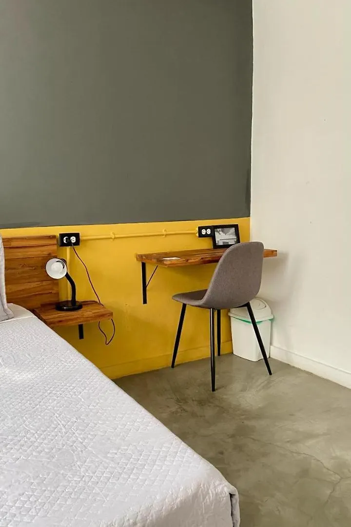 Casa Mosaiko Primer Parque Laureles ميديلين