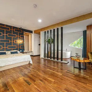 Resort The Icon, Medellín