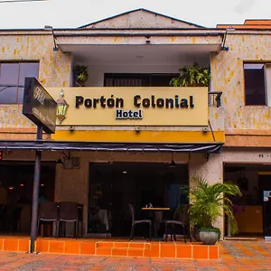 Hotel Porton Colonial, Medellín